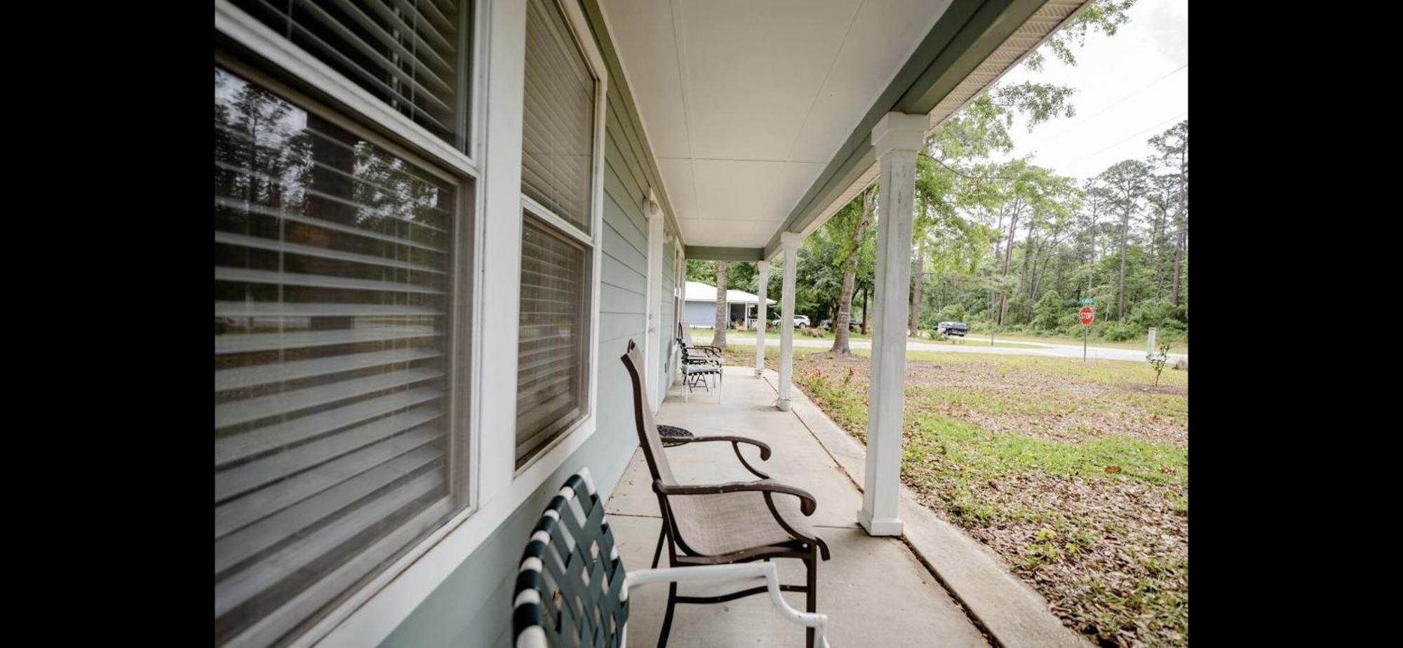 Family Friendly In Walking District, 5 Minutes From * Gulf Shores